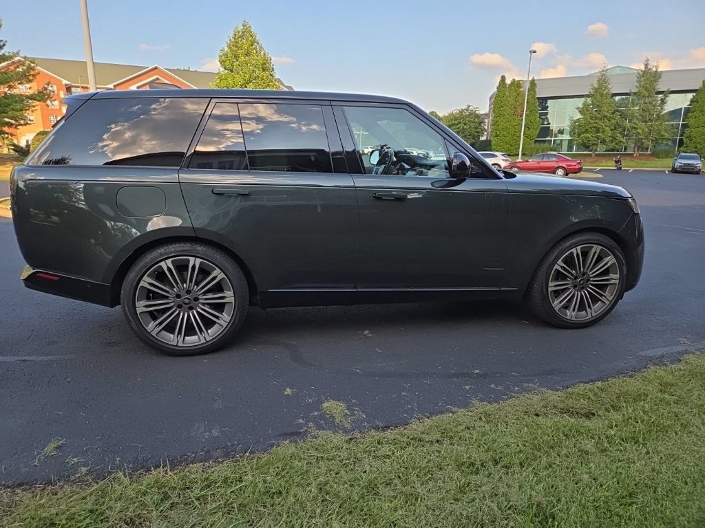 Certified 2023 Land Rover Range Rover SE AWD/4WD image 6