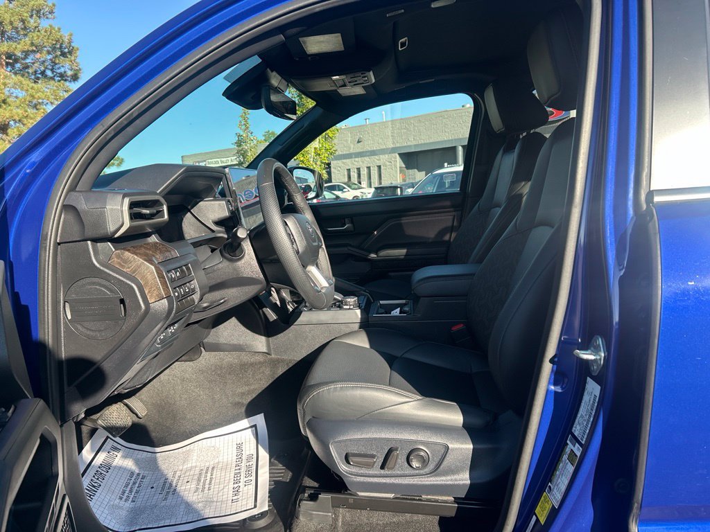 Used 2024 Toyota Tacoma Limited w/ Limited Package (LT) AWD/4WD image 24