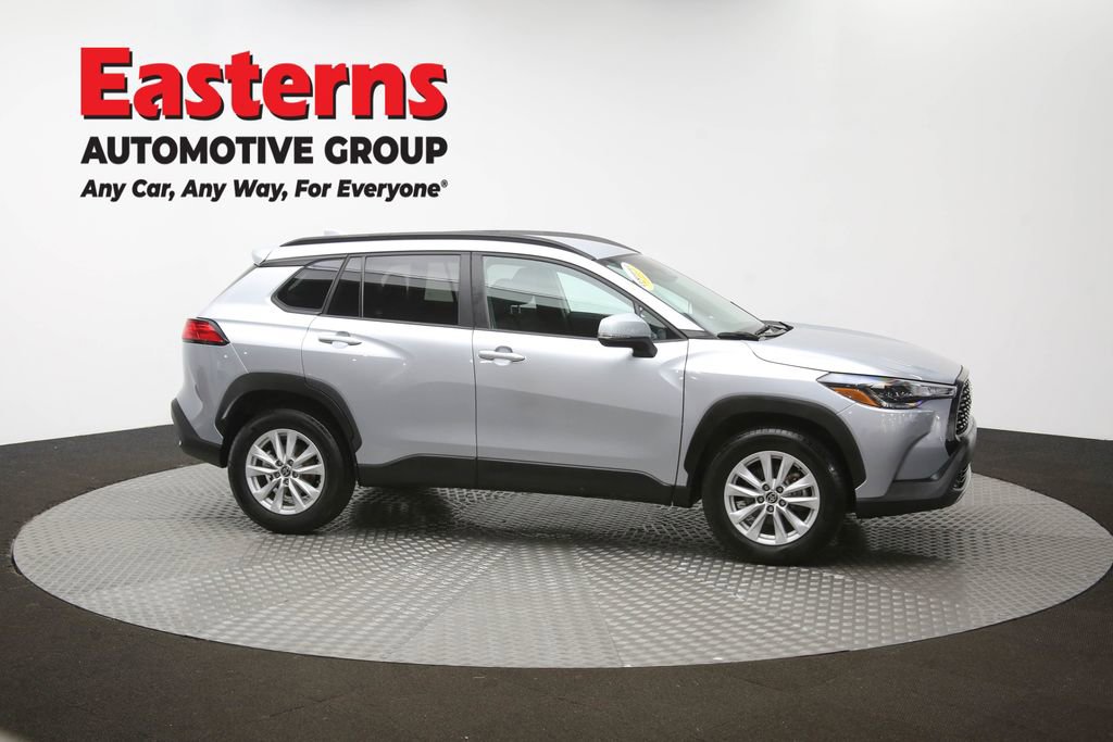 Used 2024 Toyota Corolla Cross LE image 42
