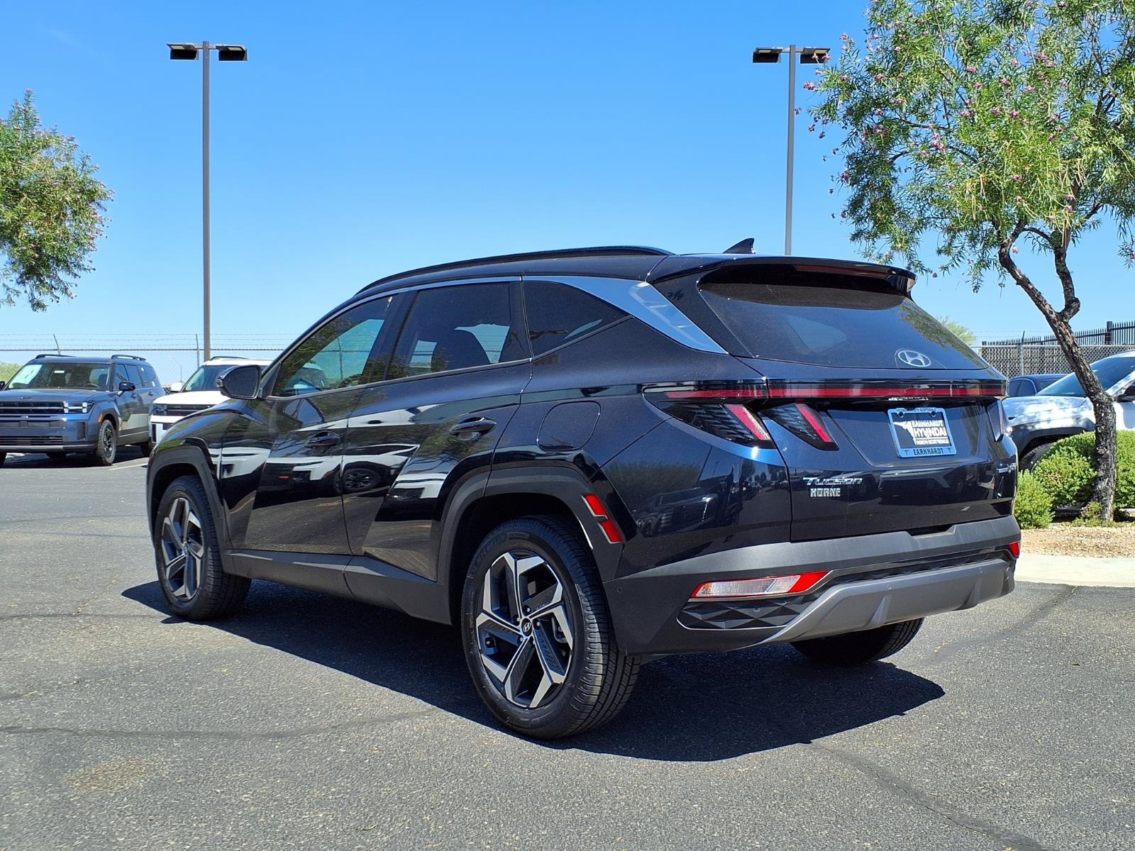 Certified 2022 Hyundai Tucson Limited AWD/4WD image 4