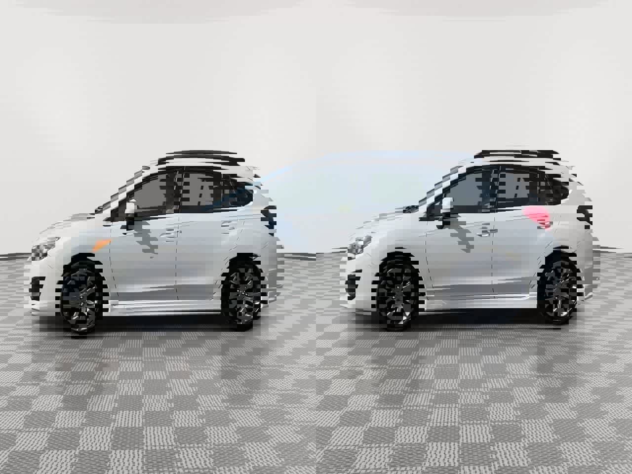 Used 2014 Subaru Impreza 2.0i Sport Premium image 5