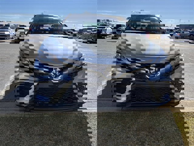 Used 2024 Toyota Camry SE image 14