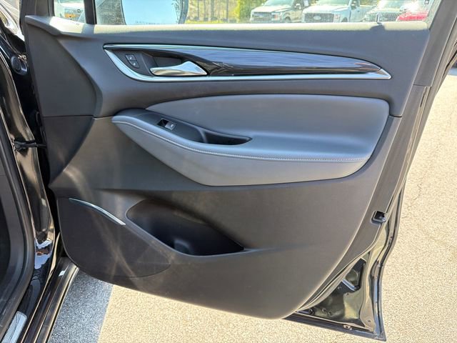 Used 2020 Buick Enclave Essence image 14