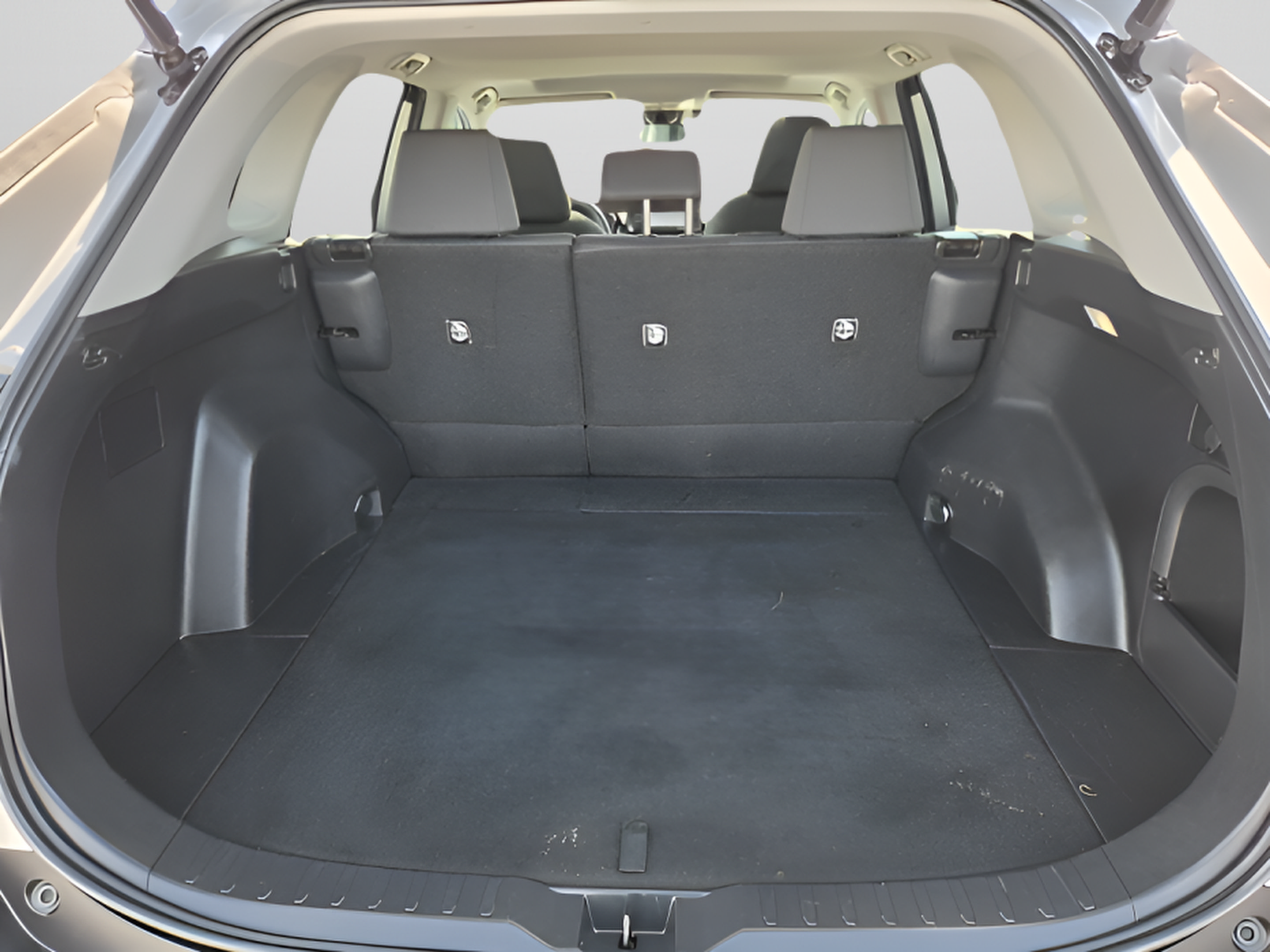 Used 2022 Toyota RAV4 XLE w/ Convenience Package AWD/4WD image 13