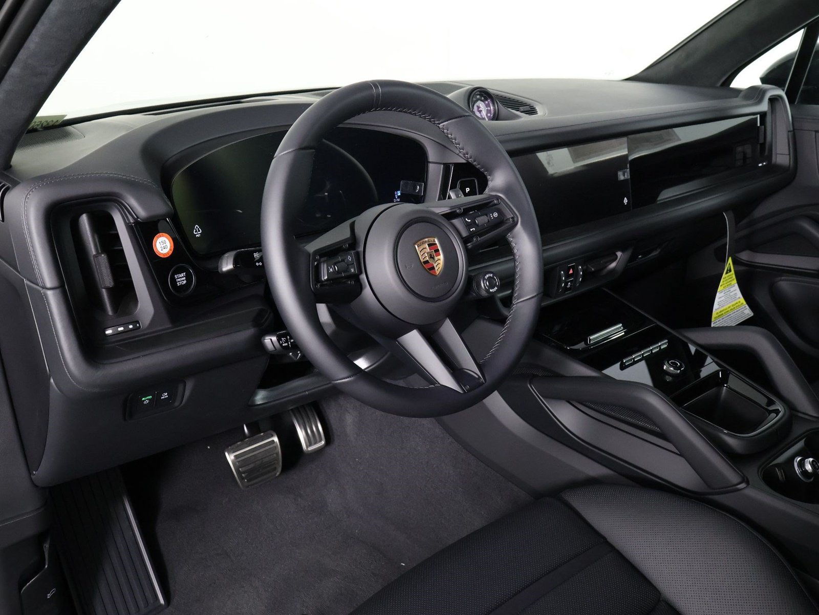New 2026 Porsche Cayenne GTS AWD/4WD image 4