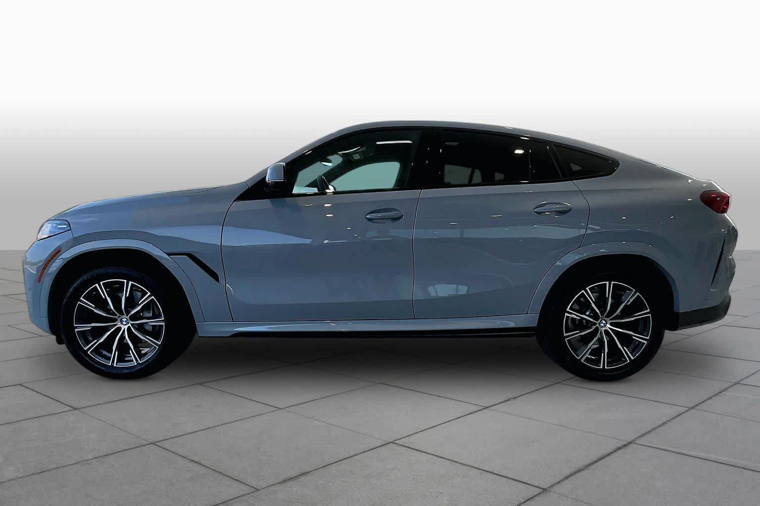 Used 2026 BMW X6 xDrive40i AWD/4WD image 32