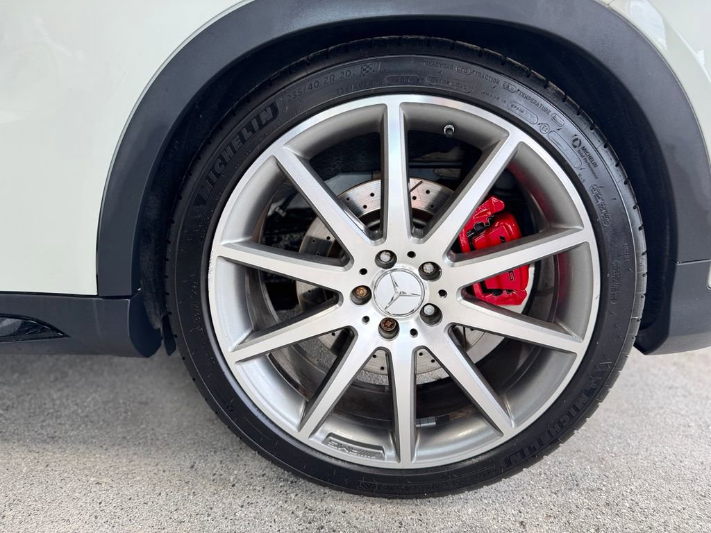 Used 2015 Mercedes-Benz GLA 45 AMG 4MATIC image 22