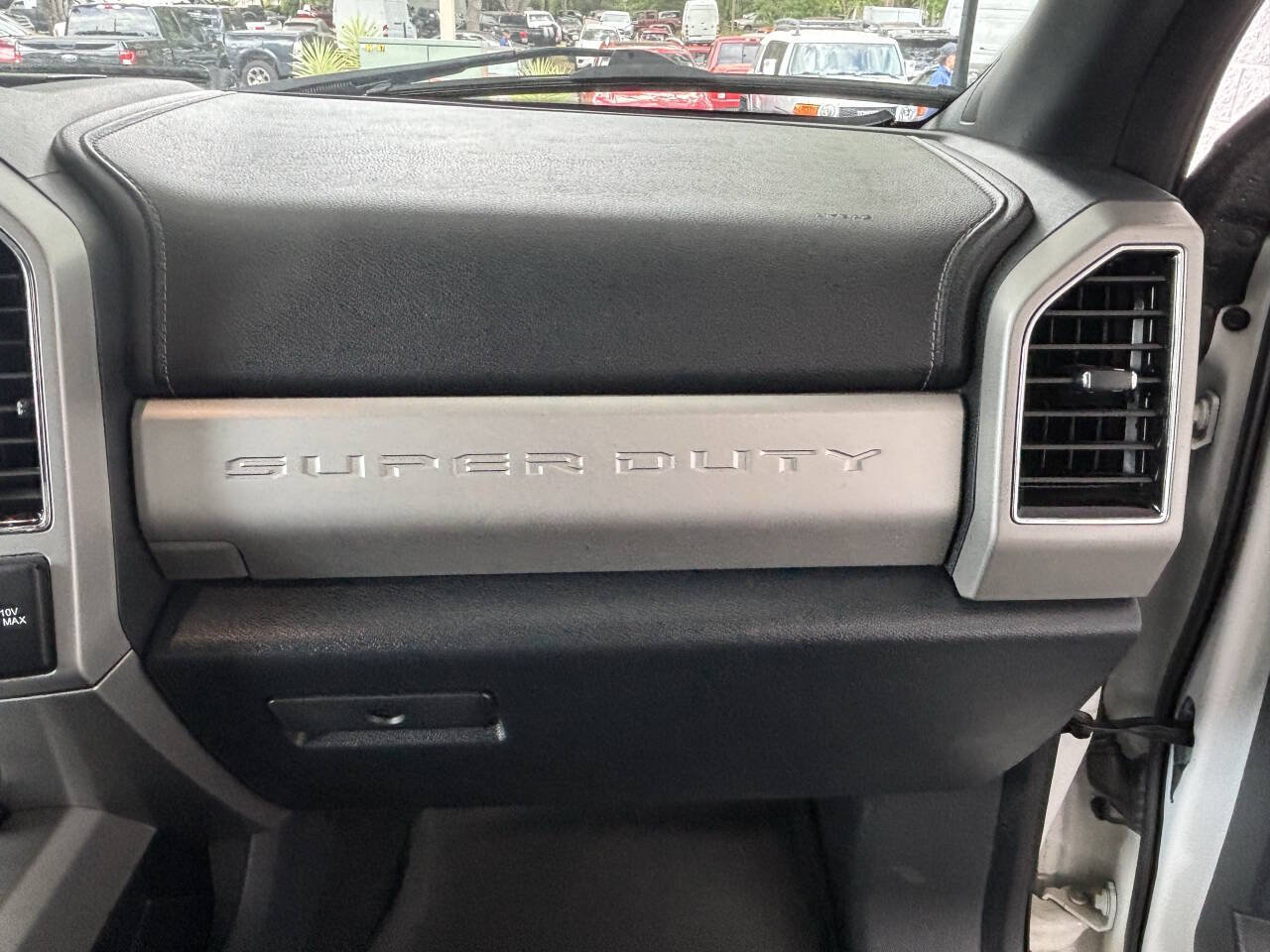 Used 2022 Ford F250 Lariat w/ Tremor Off-Road Package AWD/4WD image 35