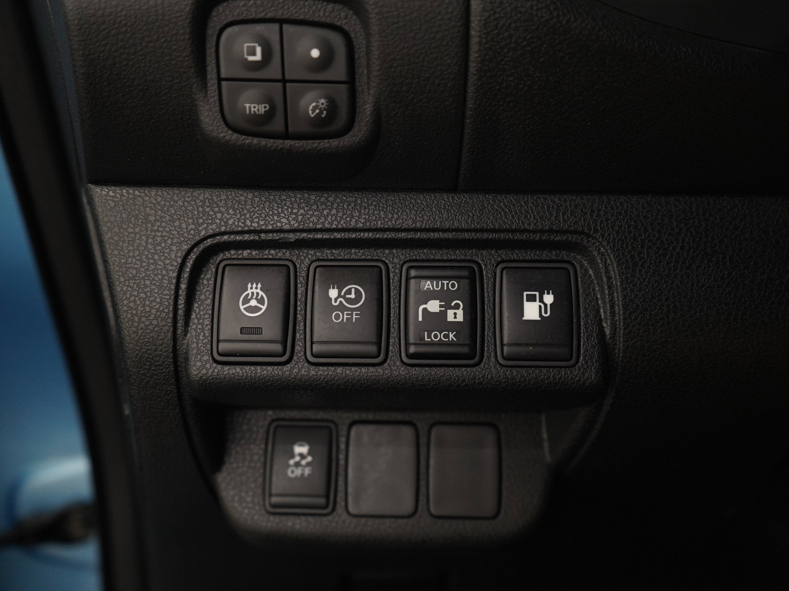 Used 2015 Nissan Leaf S w/ Charge Package FWD image 26
