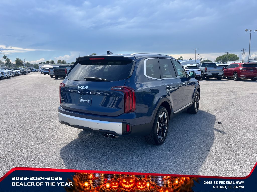 Used 2024 Kia Telluride S FWD image 5