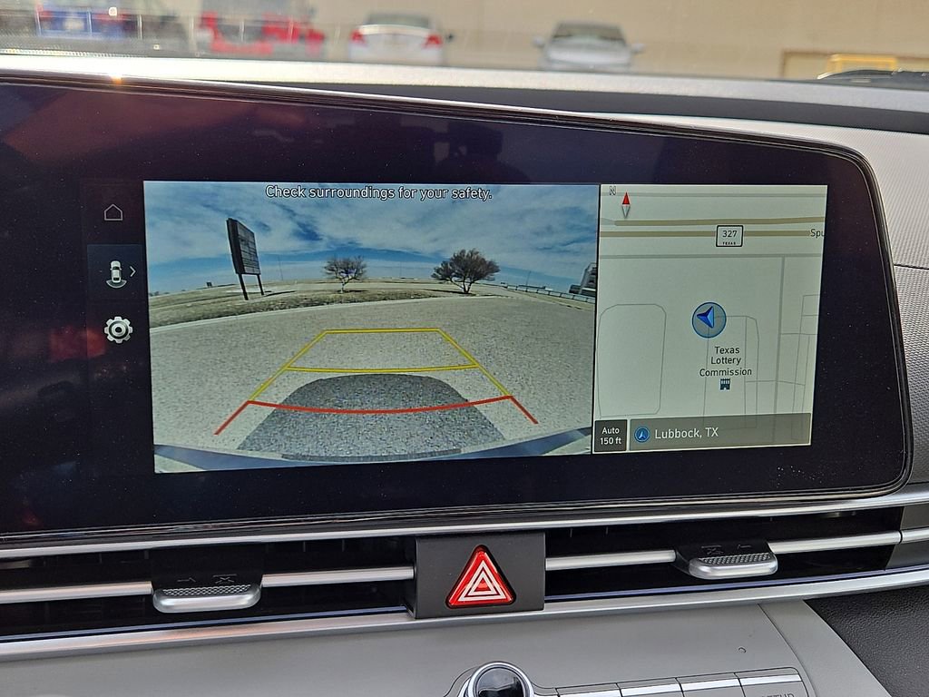 Used 2025 Hyundai Elantra Limited image 27