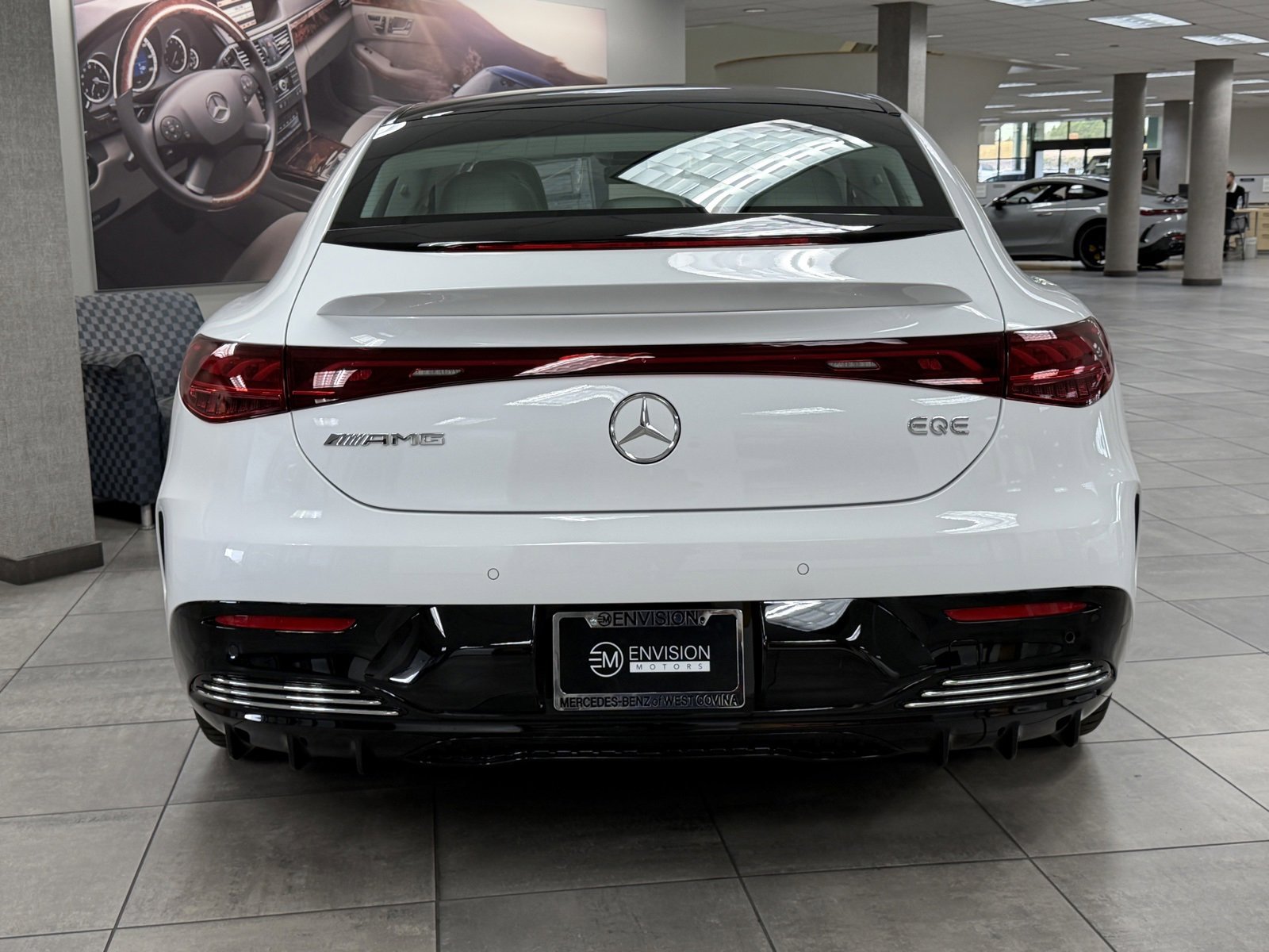 Used 2023 Mercedes-Benz EQE AMG 4MATIC Sedan image 8