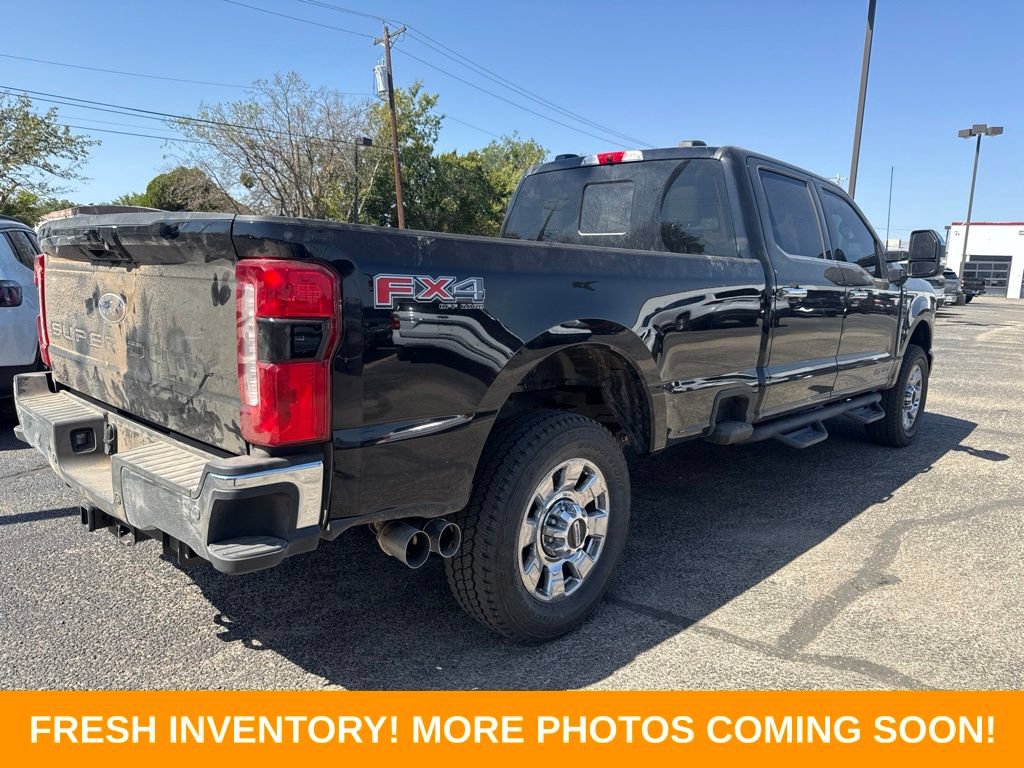 Used 2024 Ford F350 Lariat w/ Chrome Package AWD/4WD image 2