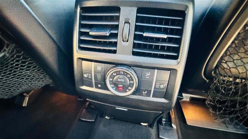 Used 2014 Mercedes-Benz GL 550 4MATIC image 36