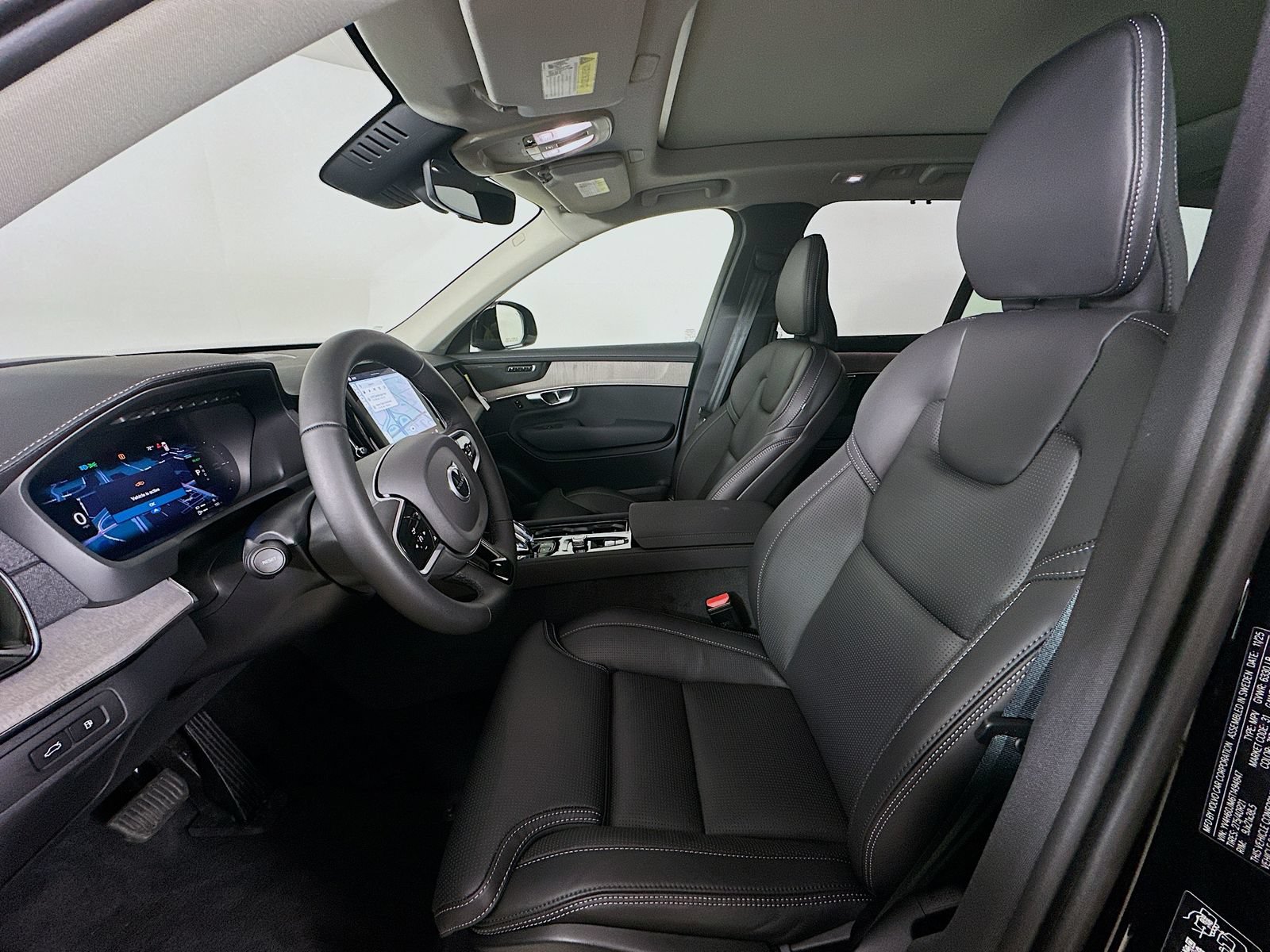 New 2026 Volvo XC90 T8 Ultra w/ Protection Package AWD/4WD image 32