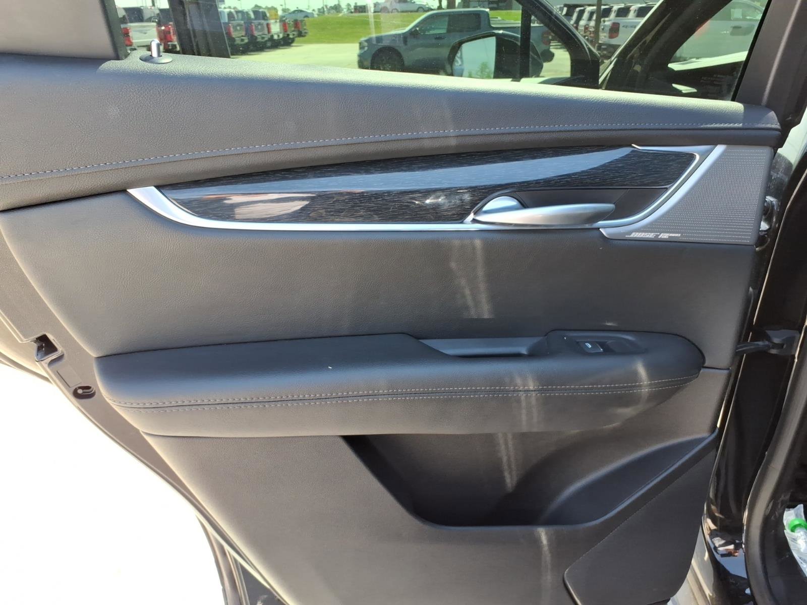 Used 2023 Cadillac XT5 Premium Luxury image 17