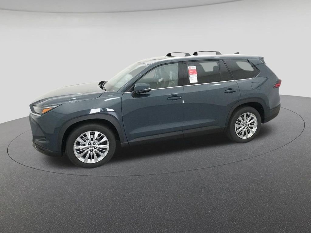 New 2026 Toyota Grand Highlander Platinum image 2