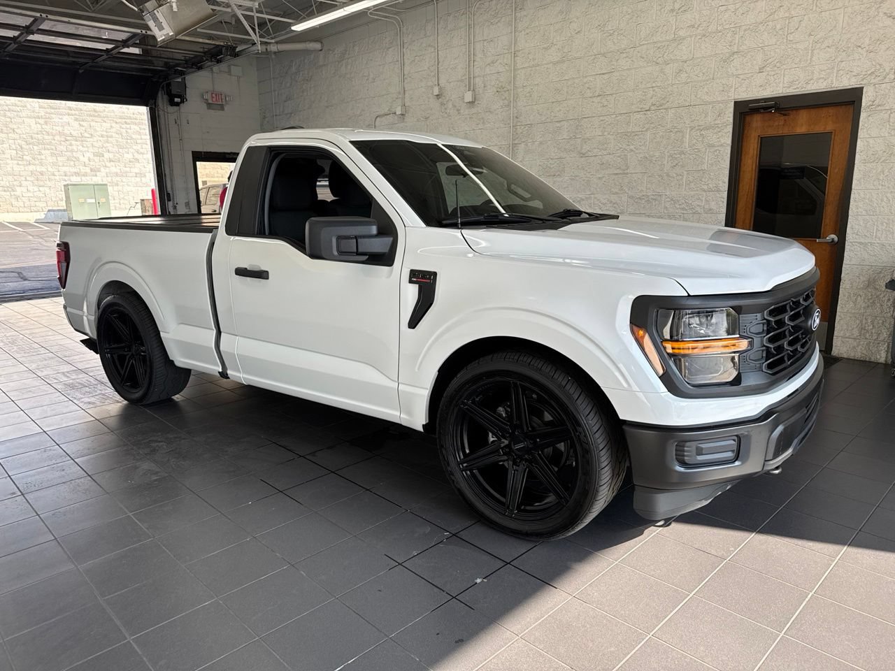 Used 2025 Ford F150 XL AWD/4WD image 1