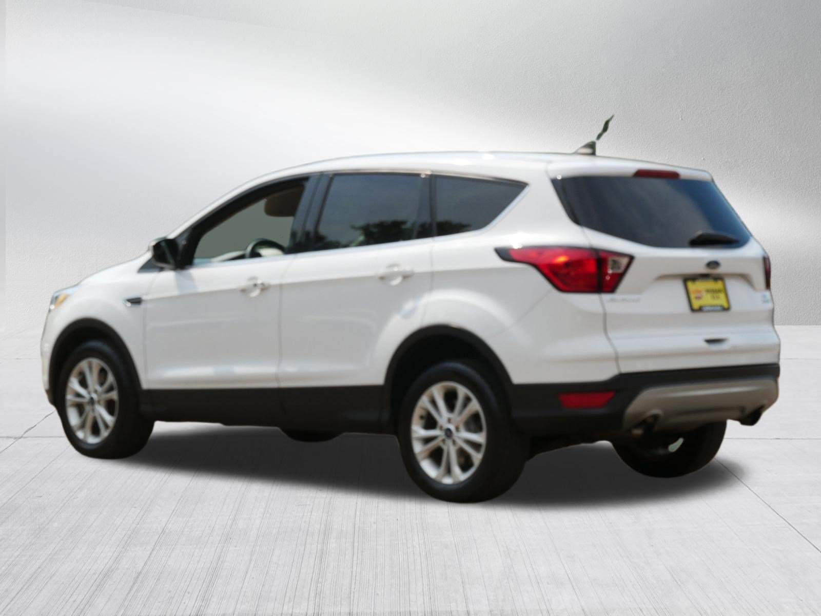 Used 2019 Ford Escape SE AWD/4WD image 5