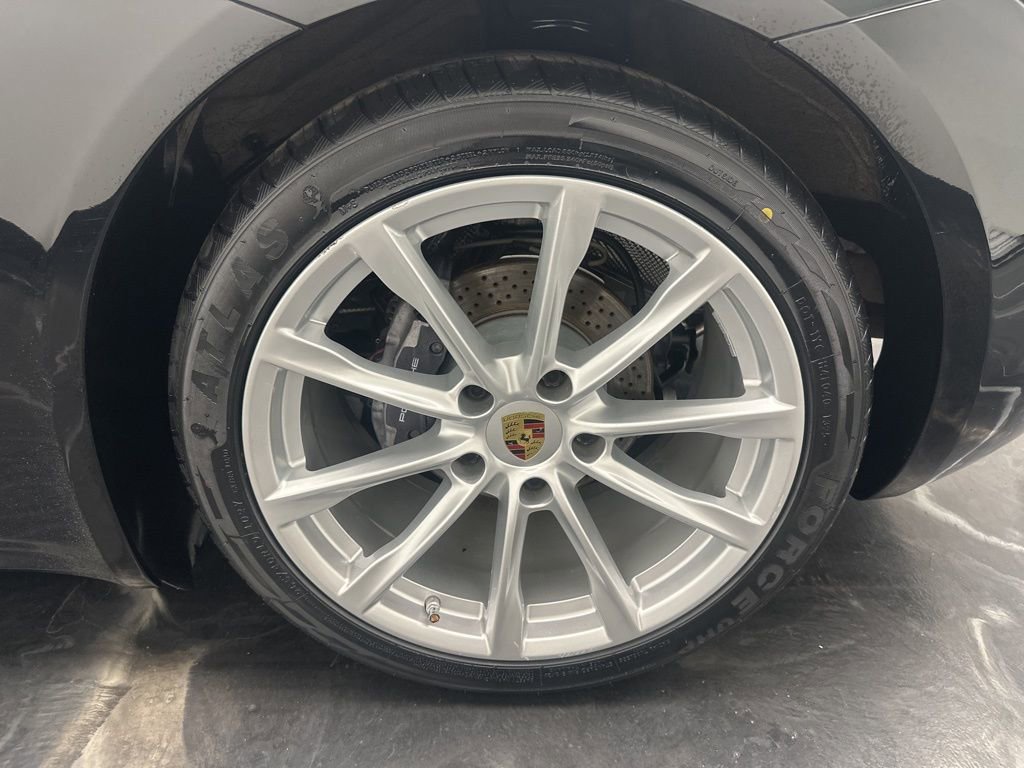 Used 2019 Porsche 718 Cayman image 23