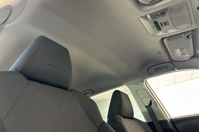 Certified 2024 Toyota RAV4 XLE FWD image 21