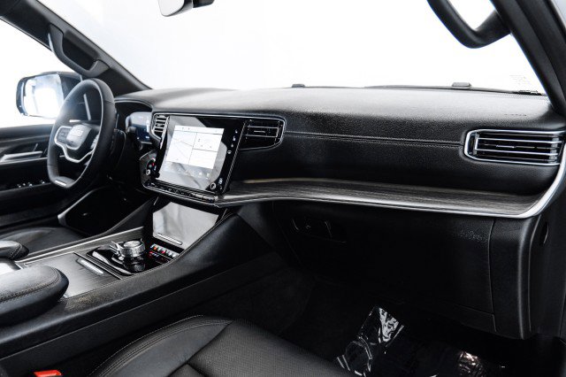 Used 2024 Jeep Wagoneer Series II image 10