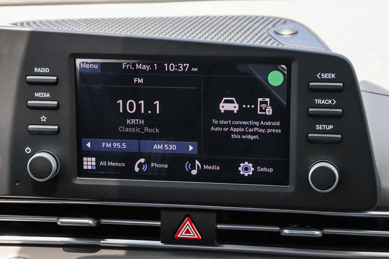 New 2026 Hyundai Elantra Sport FWD image 16