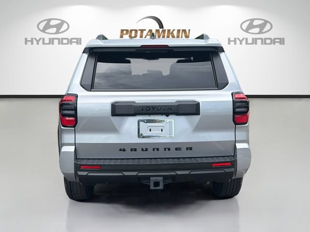 Used 2025 Toyota 4Runner SR5 AWD/4WD image 6