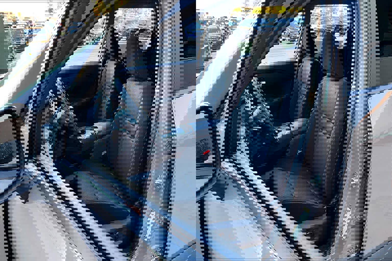 Used 2025 Nissan Rogue SV image 7