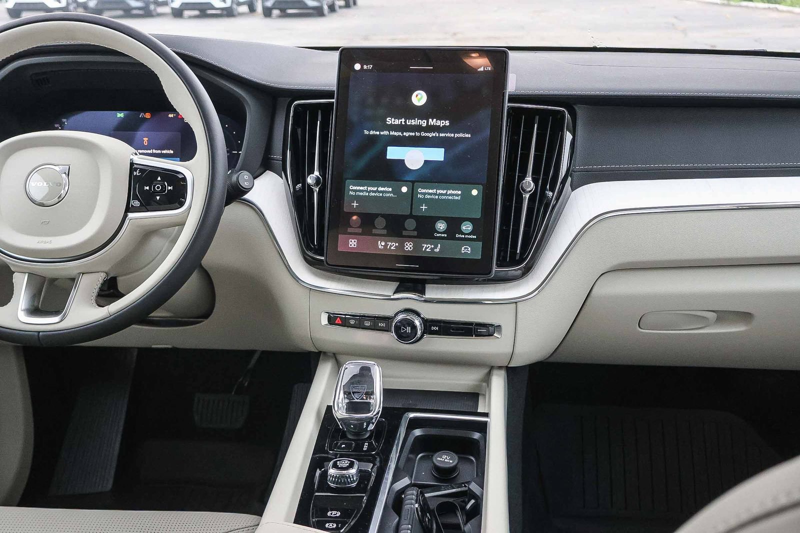 New 2026 Volvo XC60 T8 Ultra w/ Protection Package Premier image 24