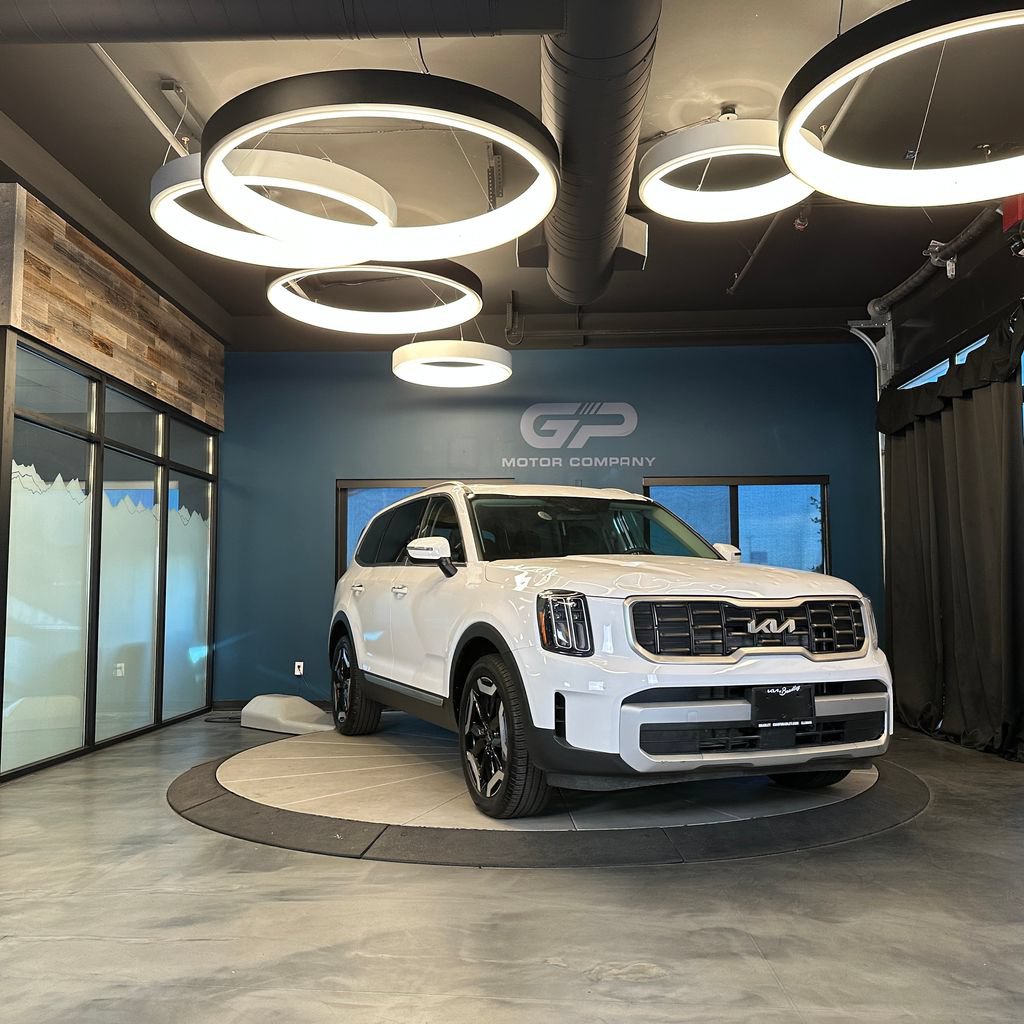 Used 2025 Kia Telluride S