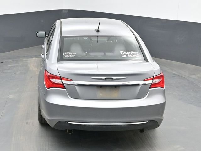 Used 2013 Chrysler 200 LX image 22