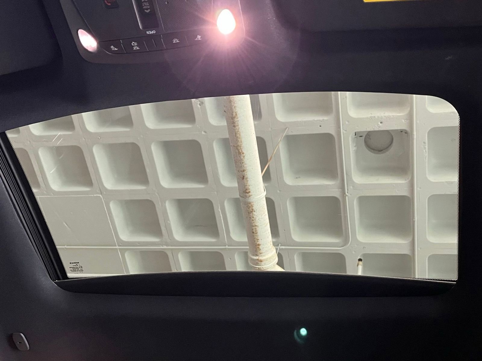 Used 2022 Nissan Maxima SR w/ Sport Mat Group FWD image 21