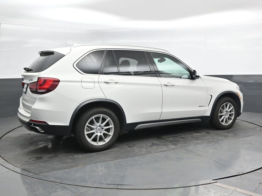 Used 2018 BMW X5 sDrive35i w/ M Sport Package image 4
