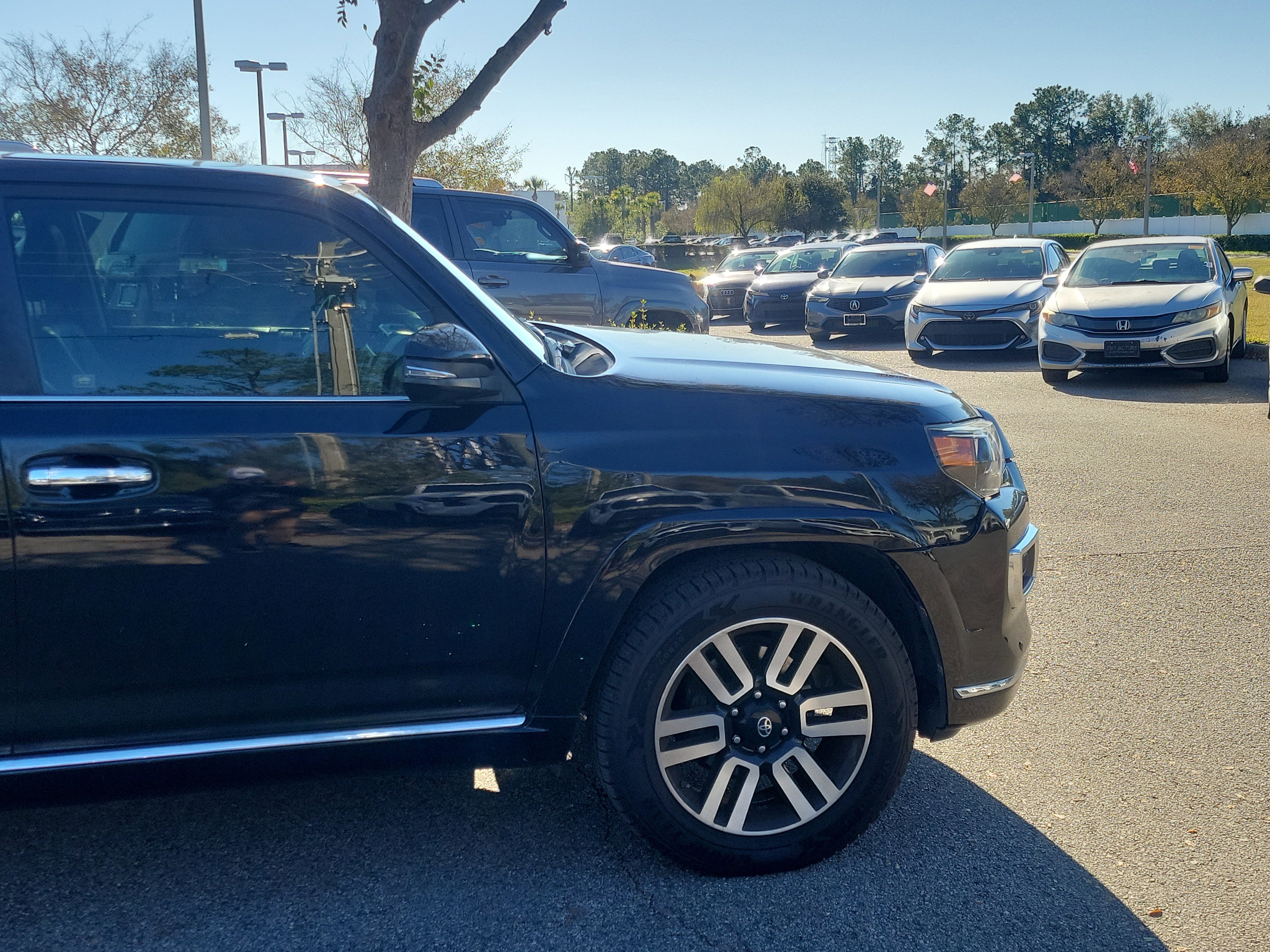 Used 2016 Toyota 4Runner Limited image 10