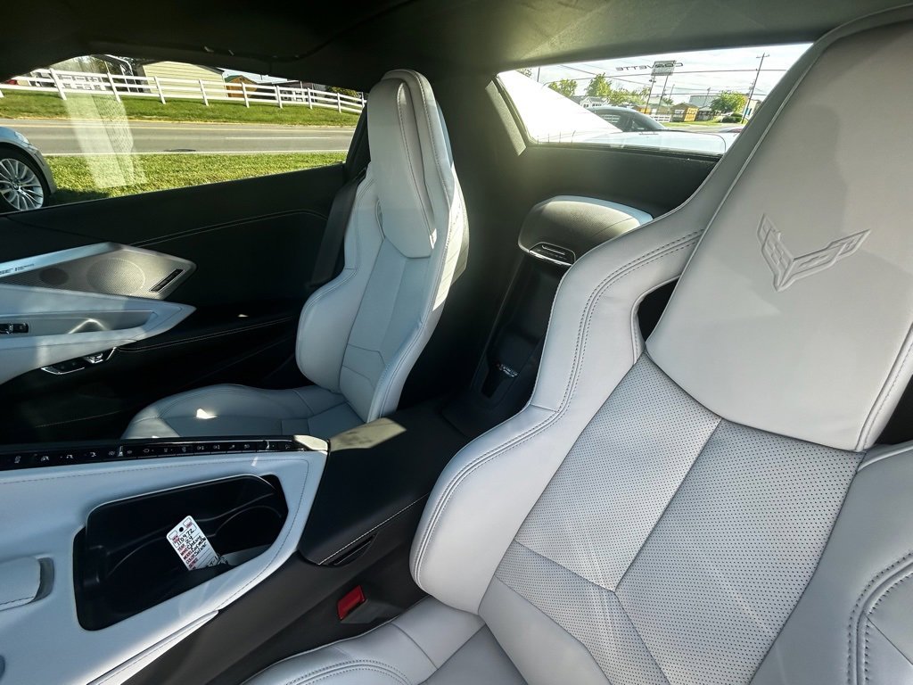 Used 2024 Chevrolet Corvette Stingray Preferred Conv w/ Z51 Performance Package image 10