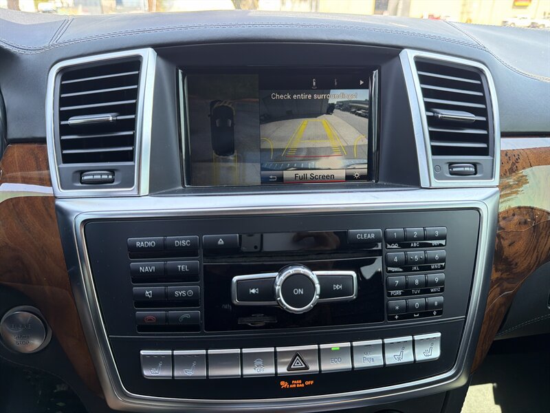 Used 2015 Mercedes-Benz GL 63 AMG 4MATIC image 39