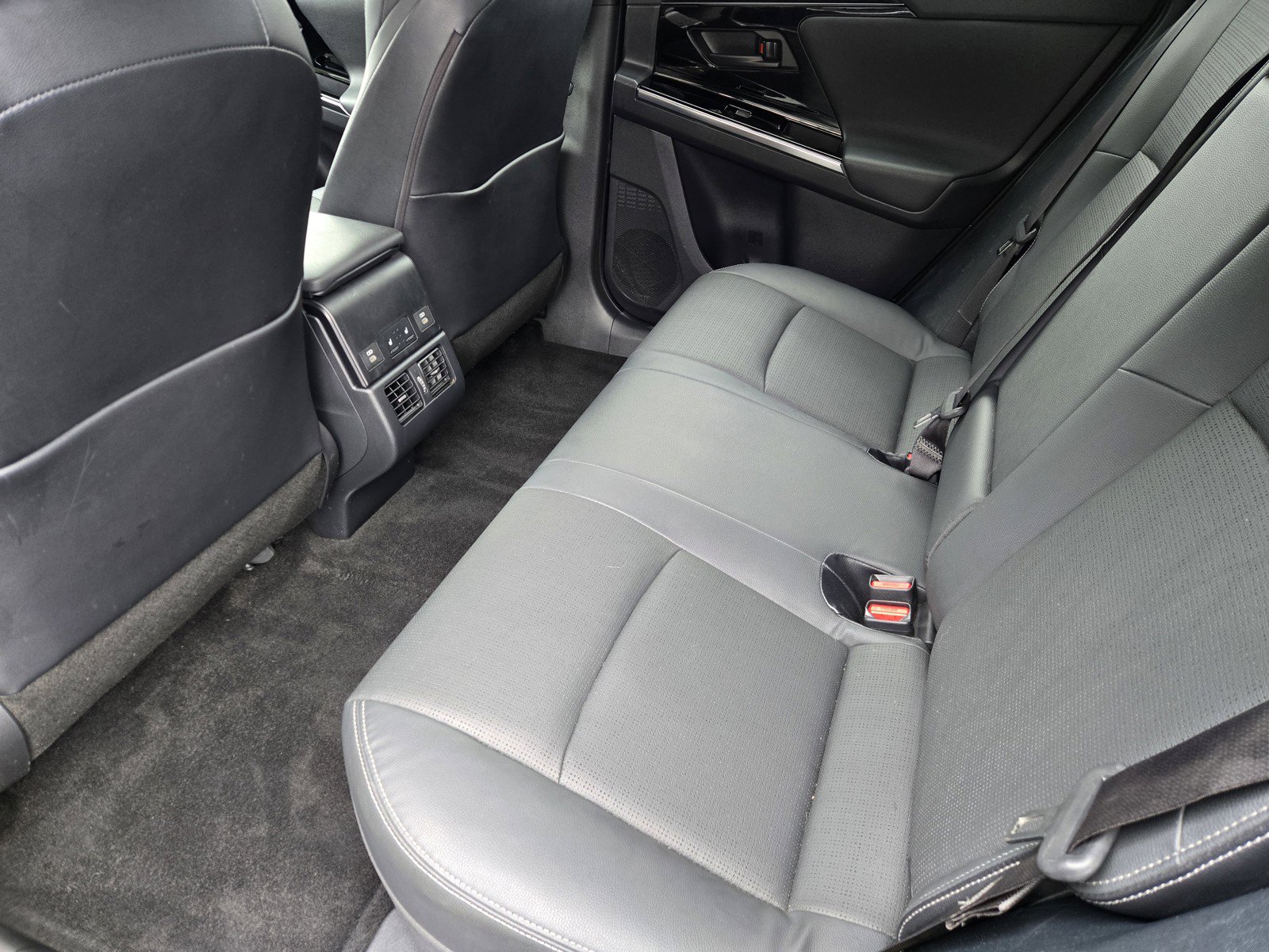 Certified 2023 Subaru Solterra AWD image 12