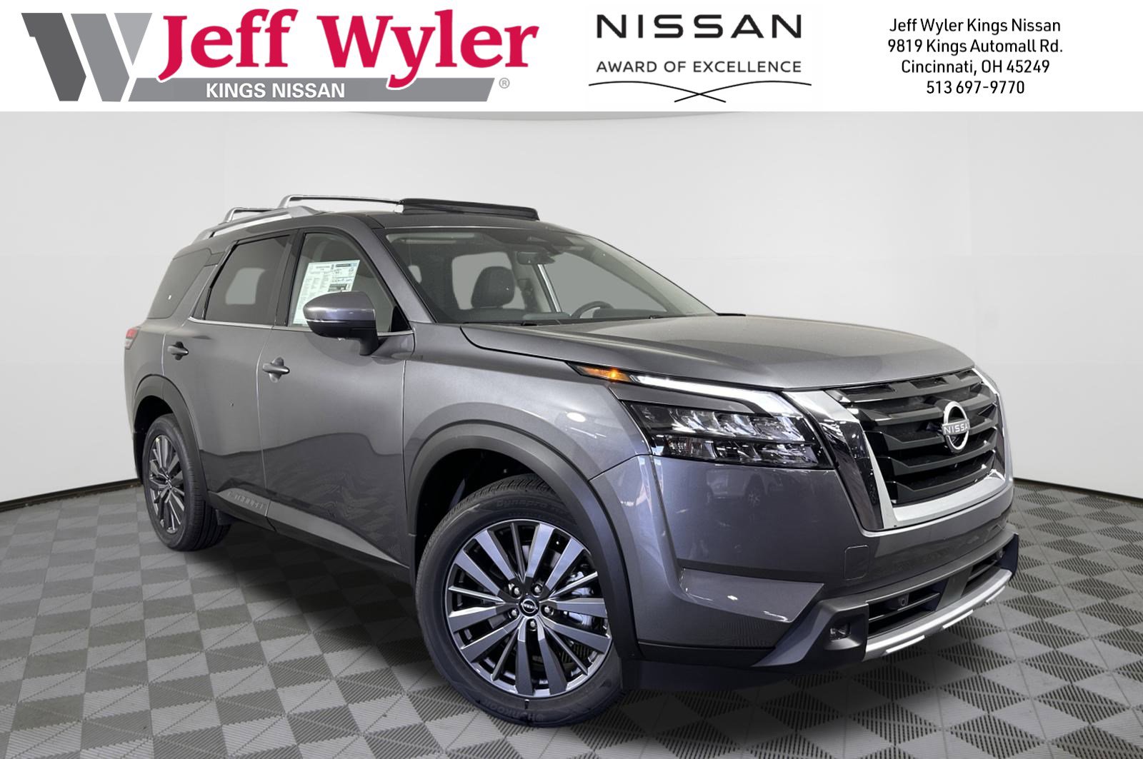 New 2025 Nissan Pathfinder SL