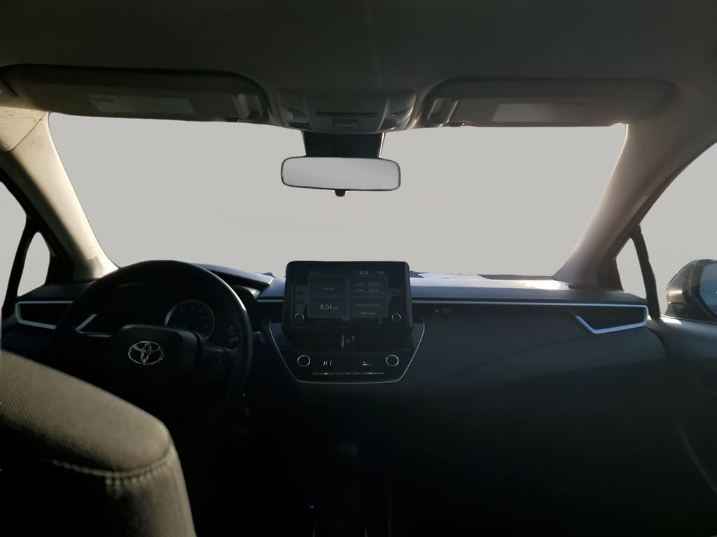 Used 2022 Toyota Corolla LE image 23