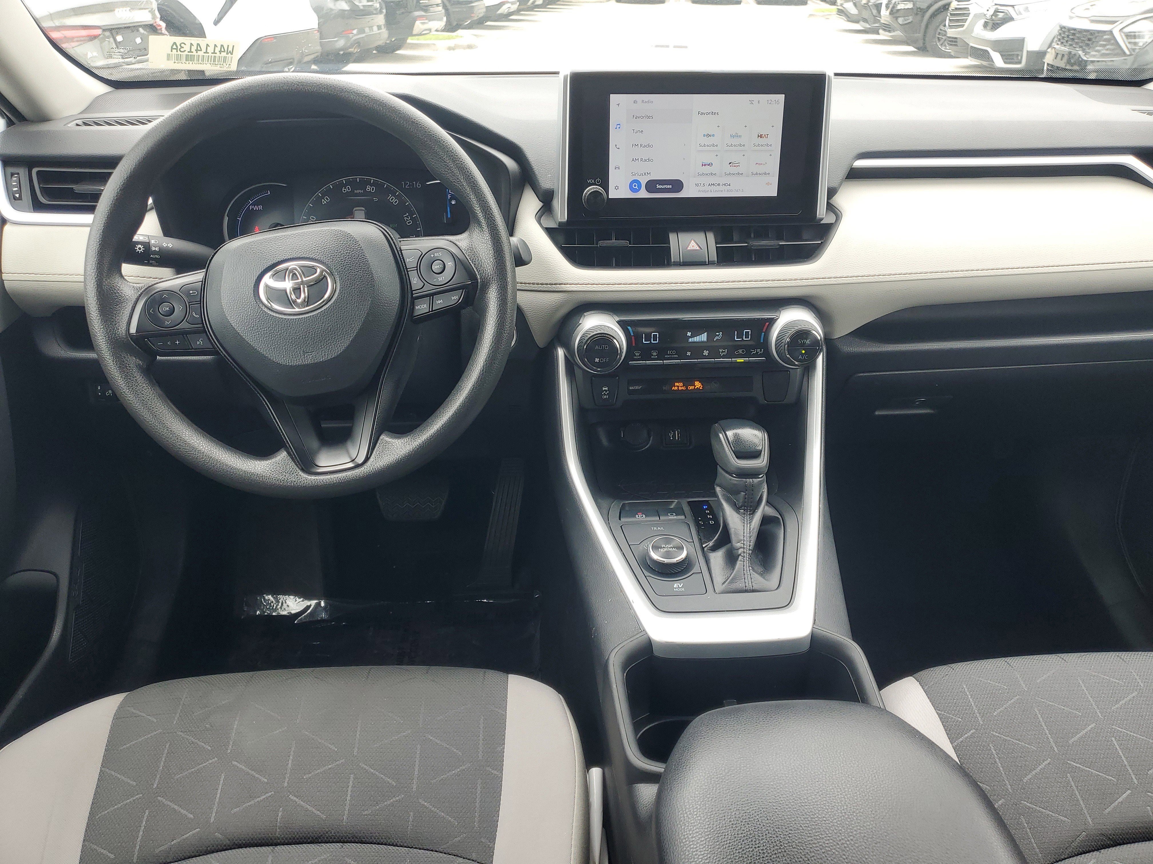 Used 2024 Toyota RAV4 XLE image 12