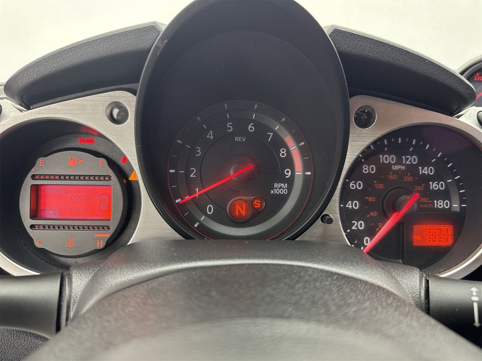 Used 2016 Nissan 370Z w/ Sport Package image 21