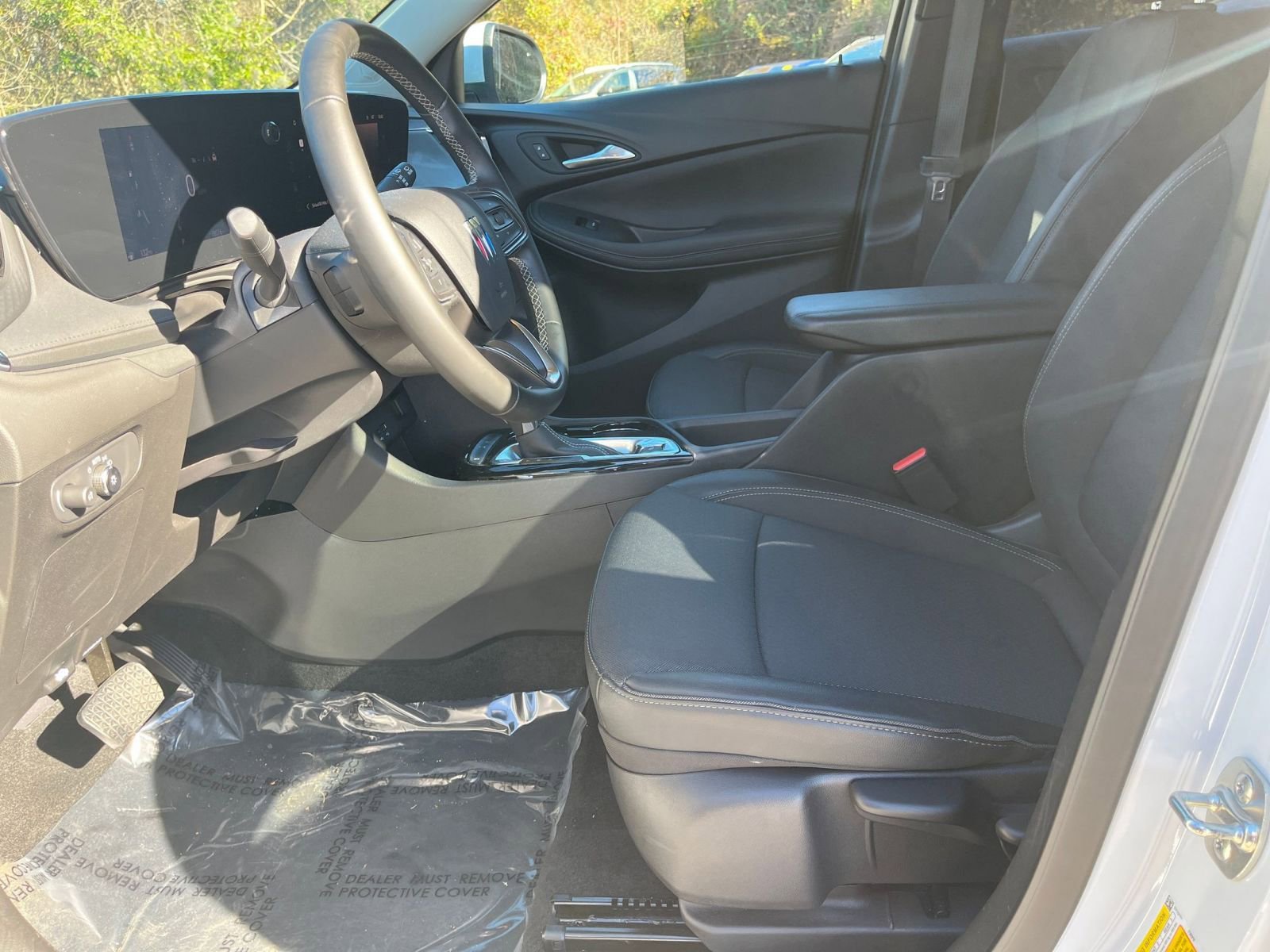 Used 2025 Buick Encore GX Preferred image 22