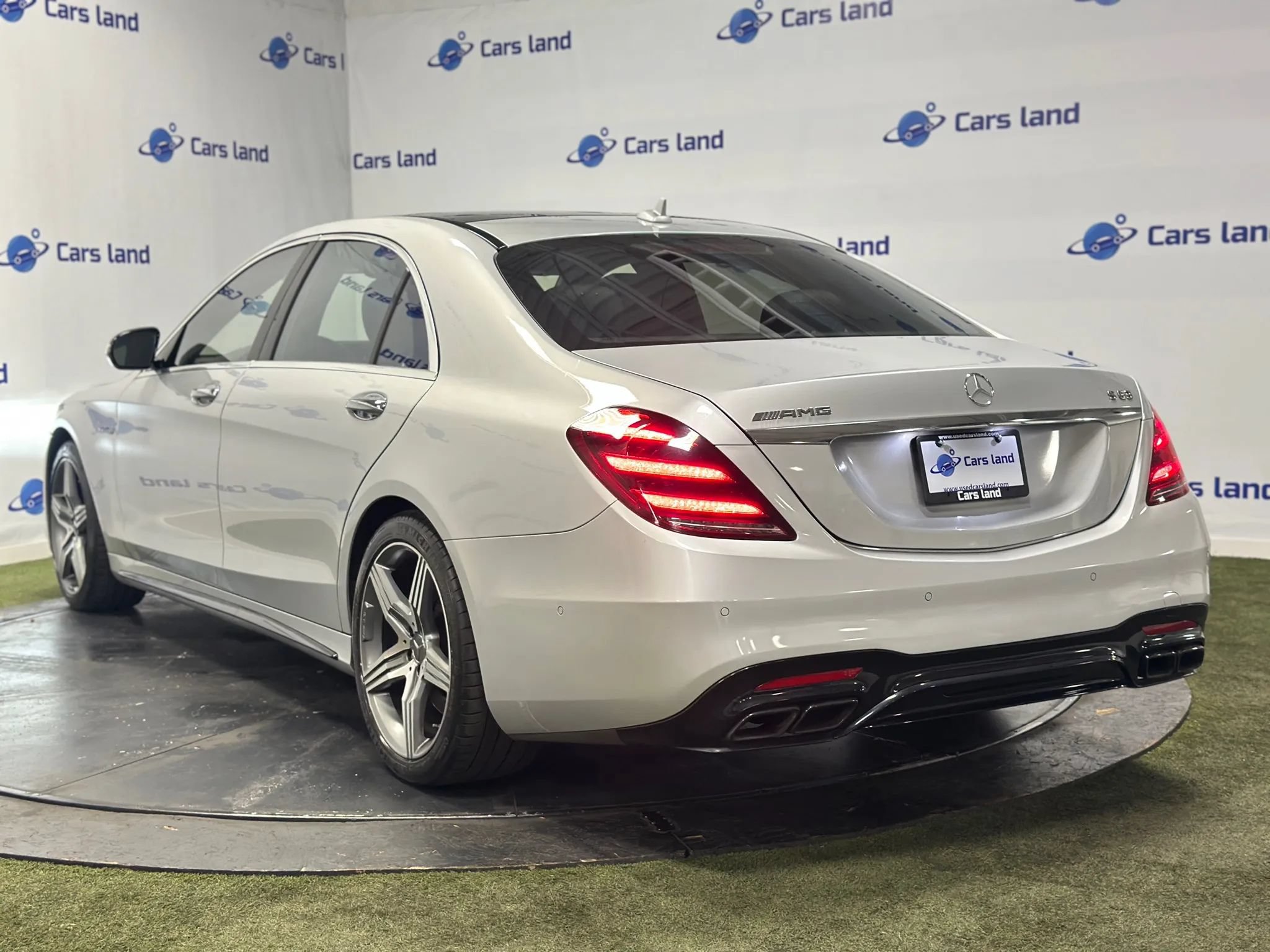 Used 2019 Mercedes-Benz S 63 AMG S 4MATIC Sedan image 5