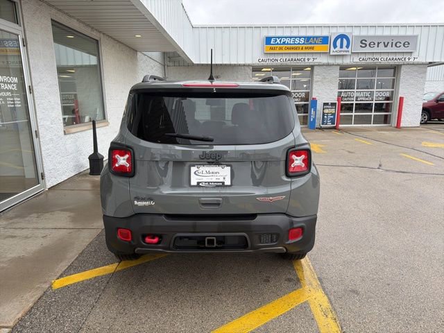 Certified 2021 Jeep Renegade Trailhawk w/ Trailer Tow Group image 3