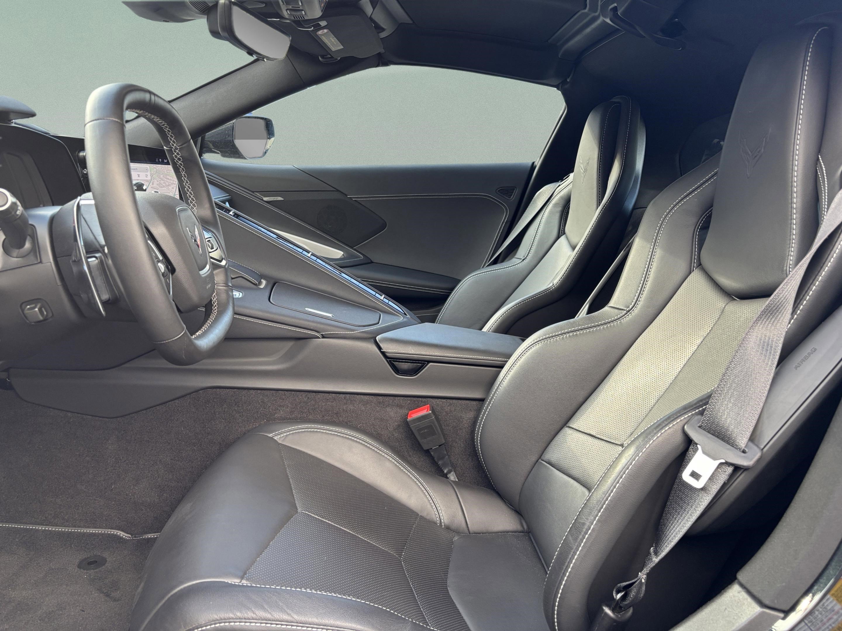 Used 2024 Chevrolet Corvette Stingray Coupe w/ Z51 Performance Package image 15