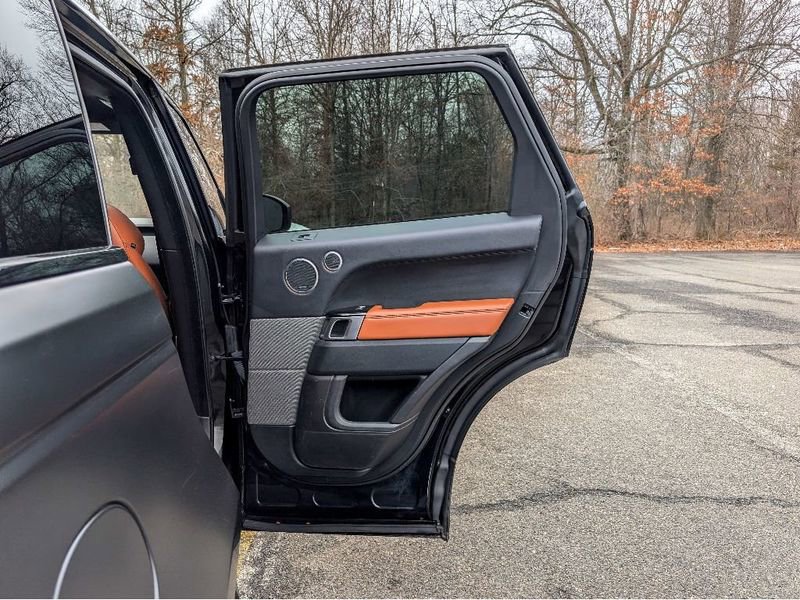 Used 2016 Land Rover Range Rover Sport Supercharged image 12