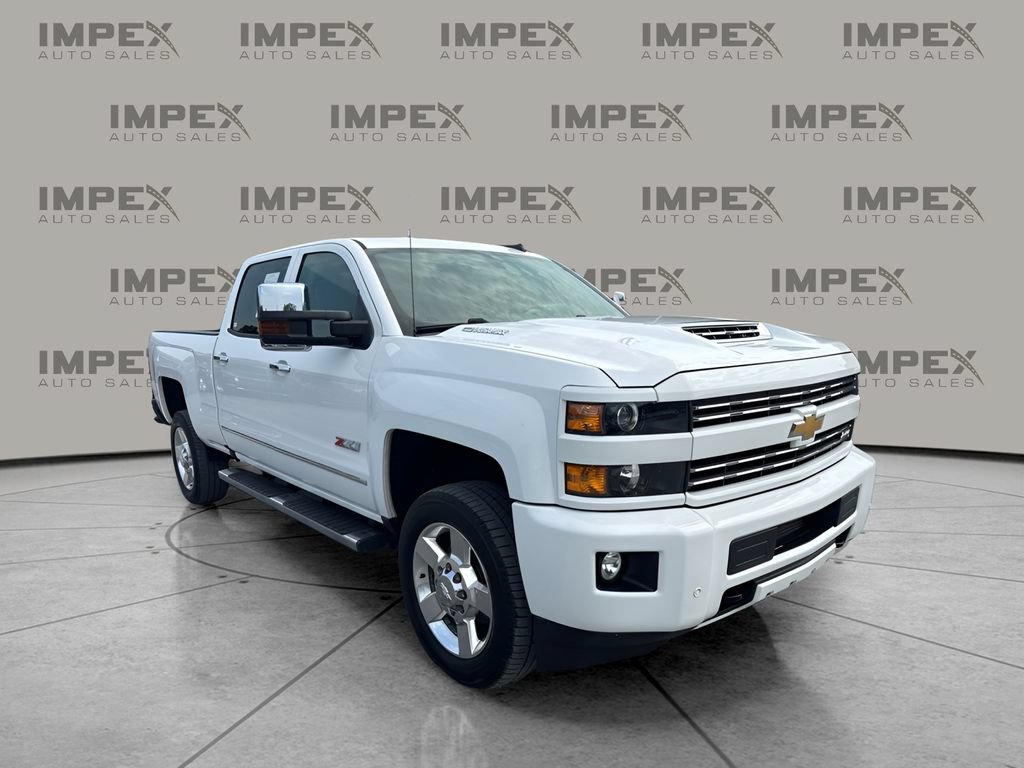 Used 2018 Chevrolet Silverado 2500 LT w/ Custom Sport Edition AWD/4WD image 4