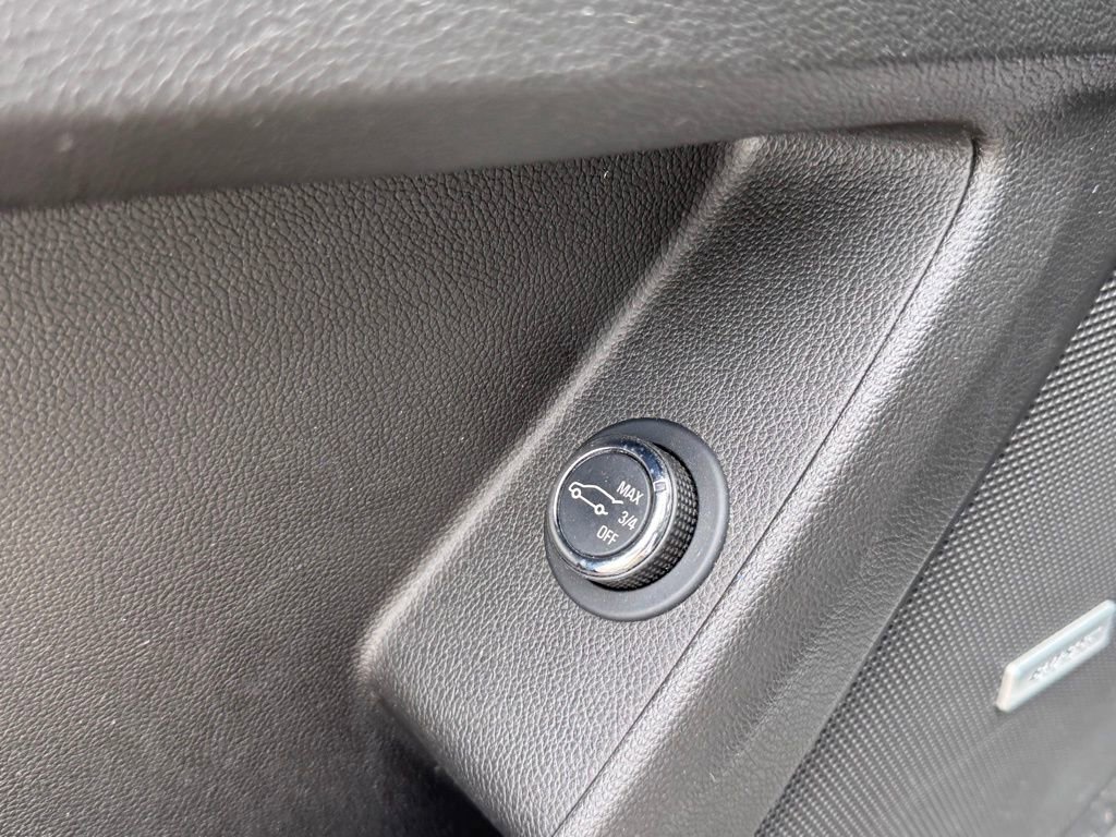 Used 2021 Chevrolet Traverse Premier AWD/4WD image 13