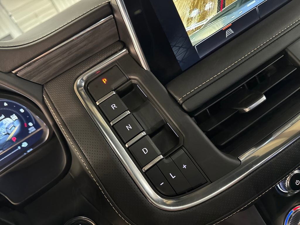 Certified 2023 GMC Yukon SLT AWD/4WD image 25